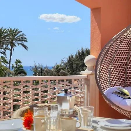 Sunnyland Pescadores דירה